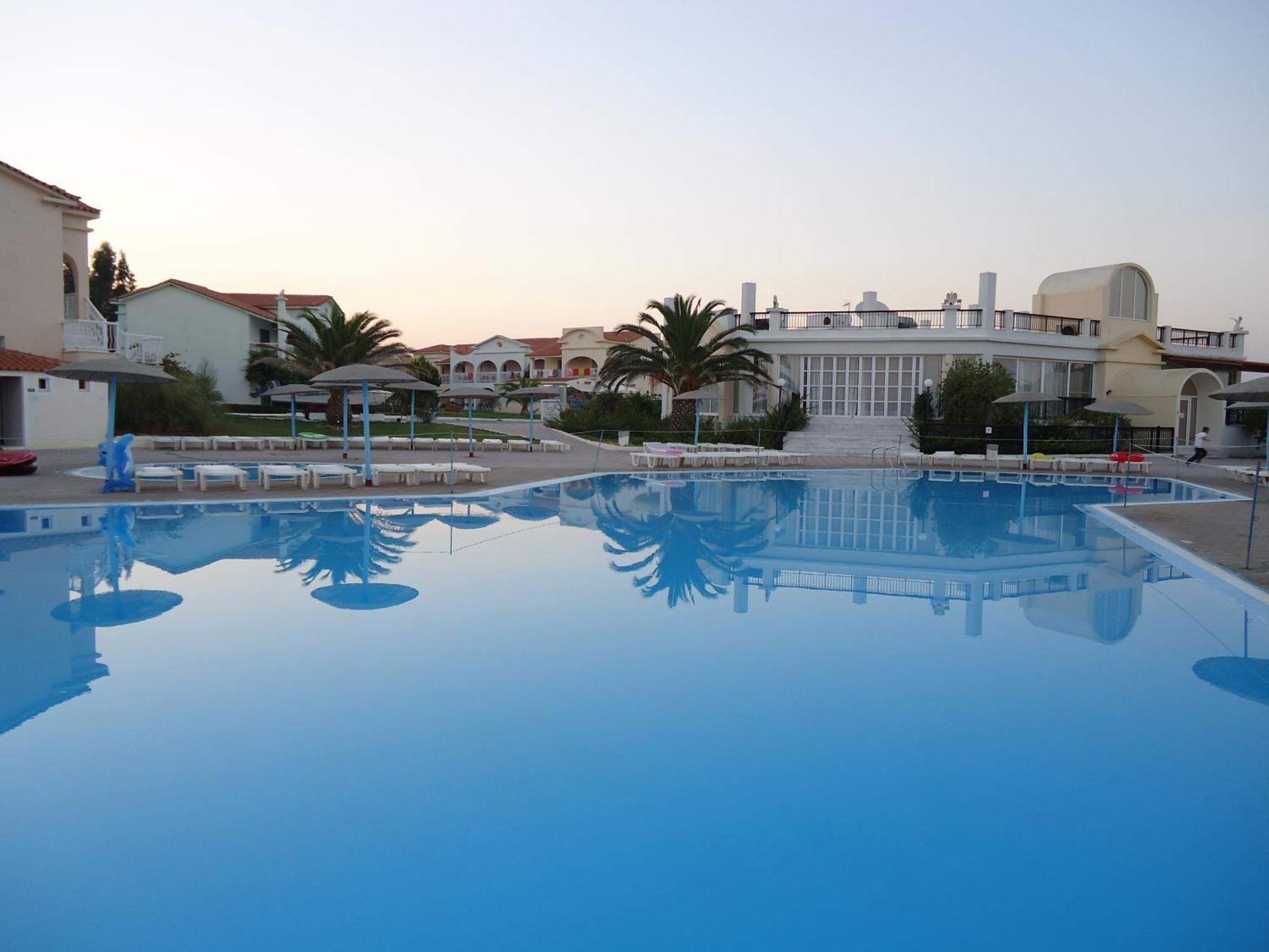 קאבוס Corfu Sea Gardens Hotel מראה חיצוני תמונה